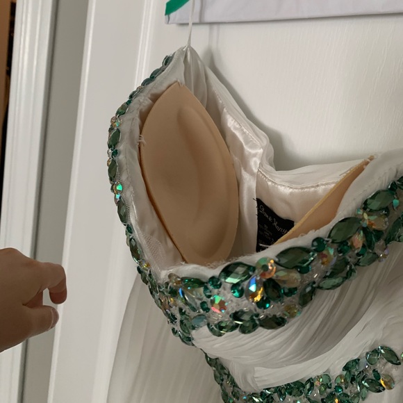 Prom Dress - Picture 3 of 6